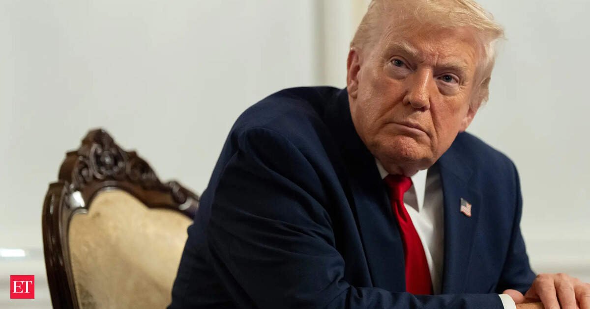 Trump says US will ‘very soon’ begin stopping suspected Venezuelan drug traffickers by land