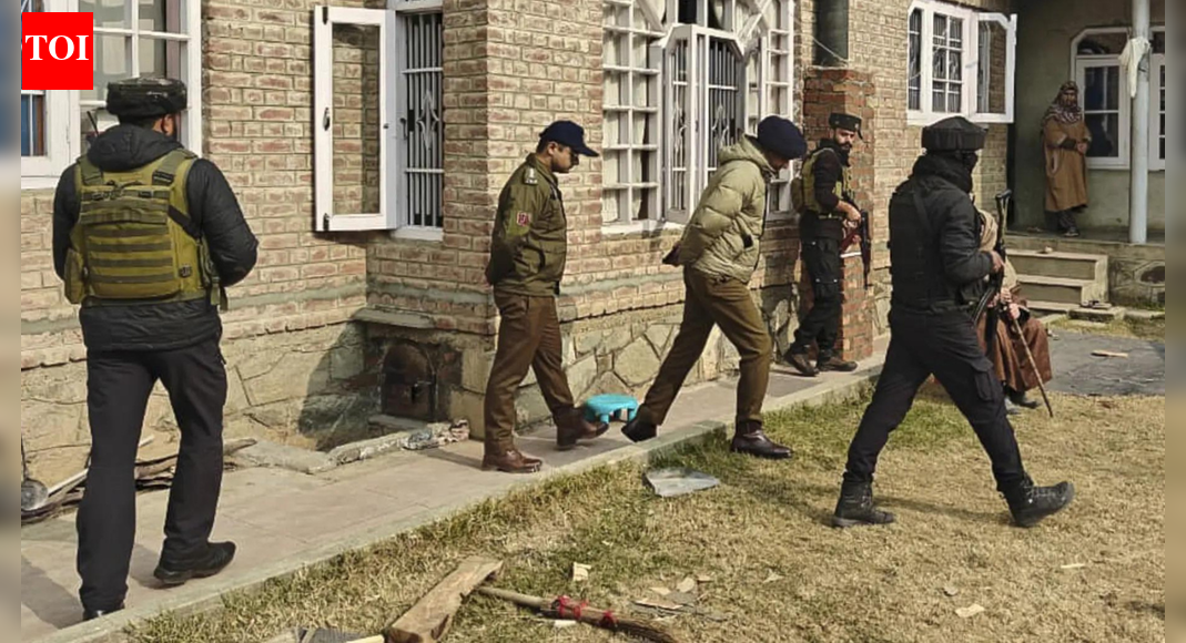 J&K Police raid JeI-linked locations across Kashmir Valley