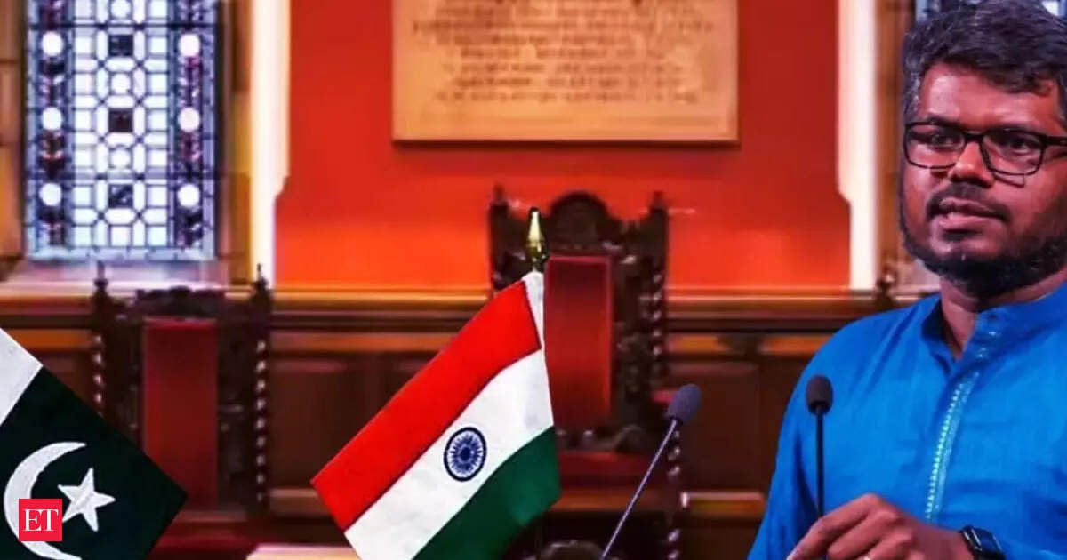 Oxford Union ‘No’-debate turns into Indo–Pak face-off: Pakistan claims false win, India’s Sai Deepak calls it ‘Operation Manhoos ki phati Baniyan’