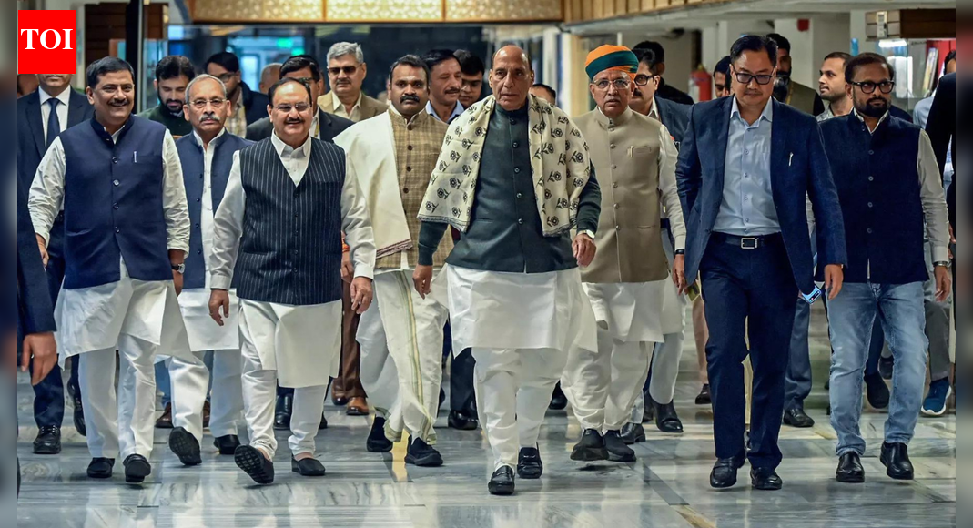 Winter session starts today, SIR likely to make it stormy