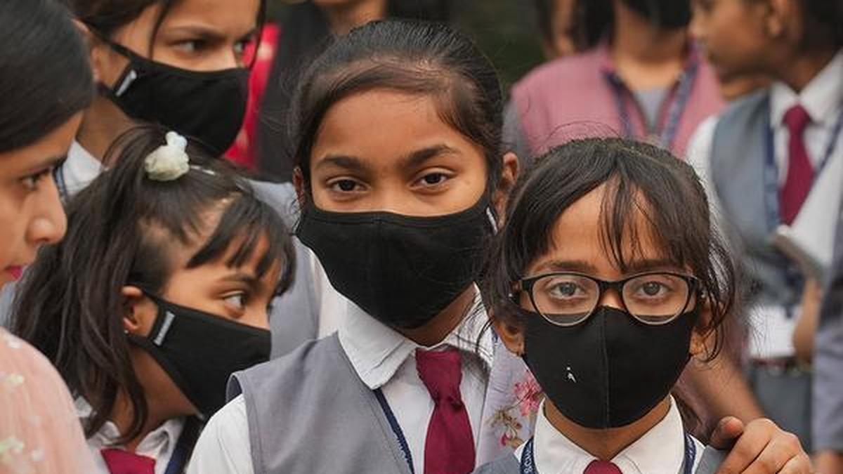 Air pollution widens digital divide, blocking students from online learning, say principals