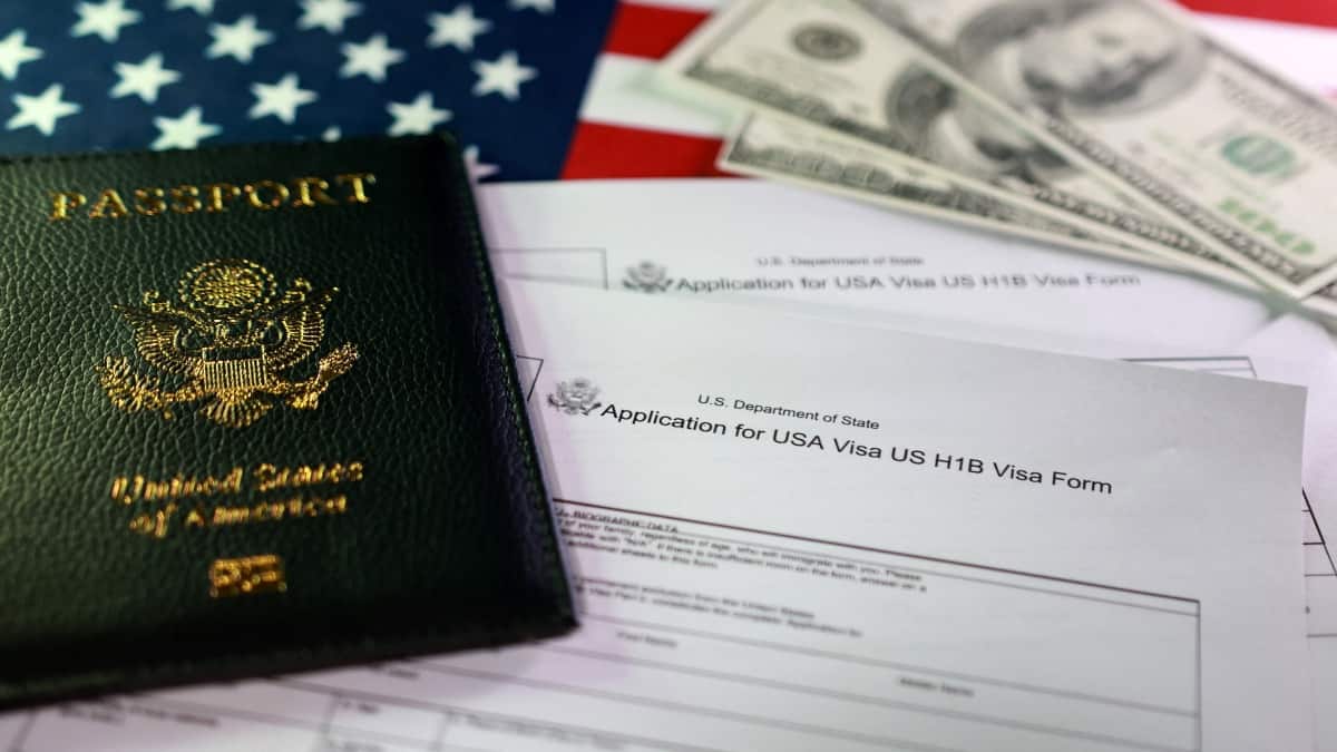 US expands online vetting for all H-1B and H-4 visa applicants worldwide, more people to face delays