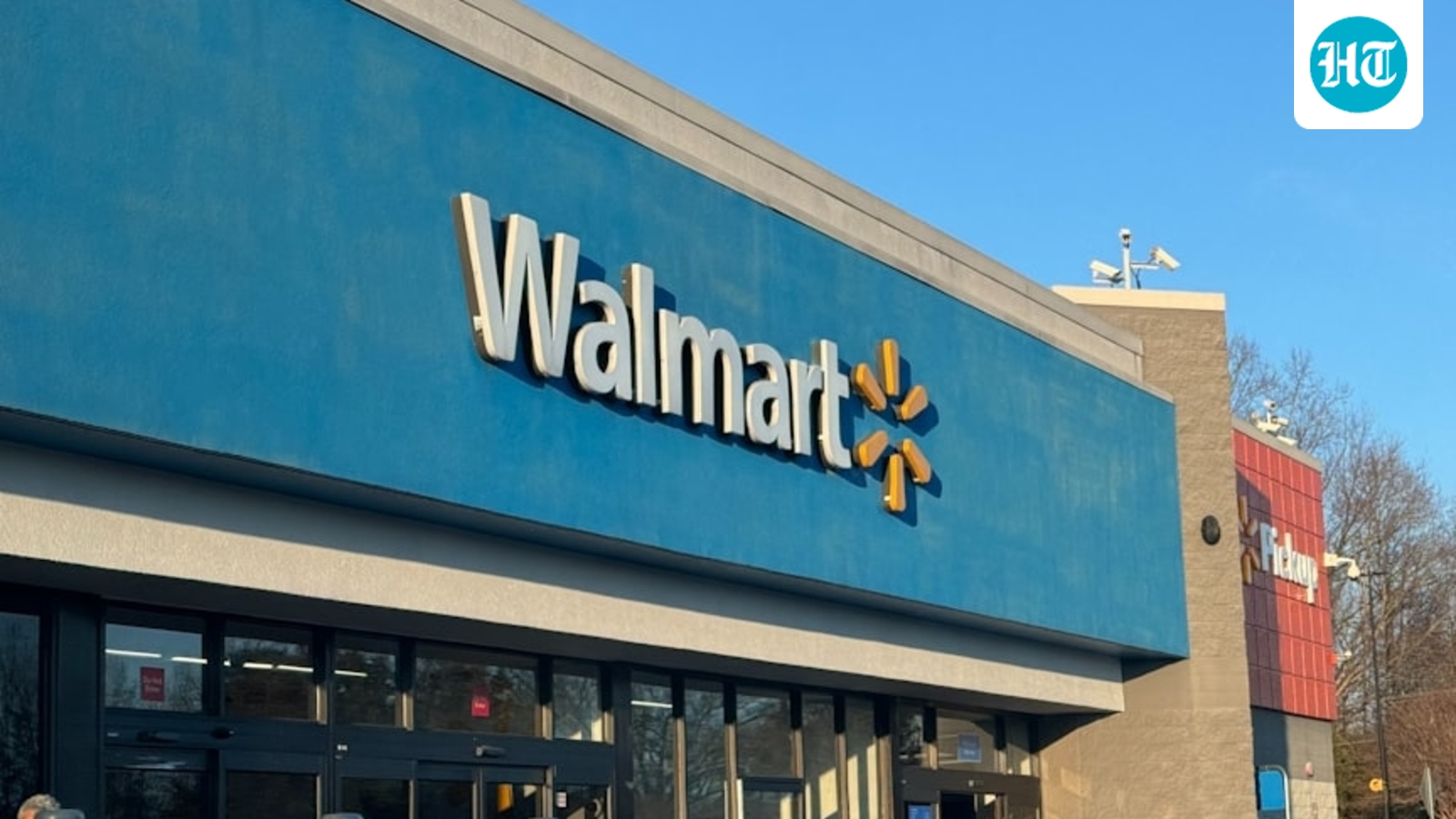 Target, Walmart, banks and more: See what’s open on the day after Christmas in 2025