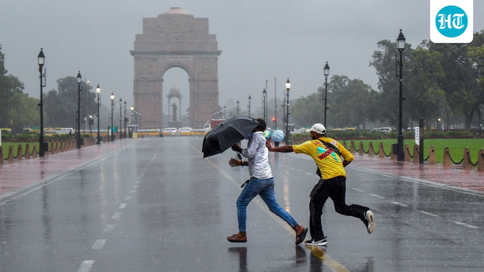 IMD predicts light rain in Delhi on Sunday, minimum temperature to drop