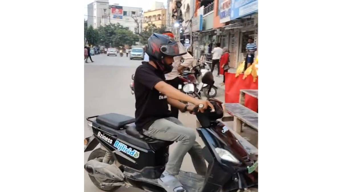 Free Rides Offered By Telangana Gig Workers To Ensure Safe New Year Celebrations