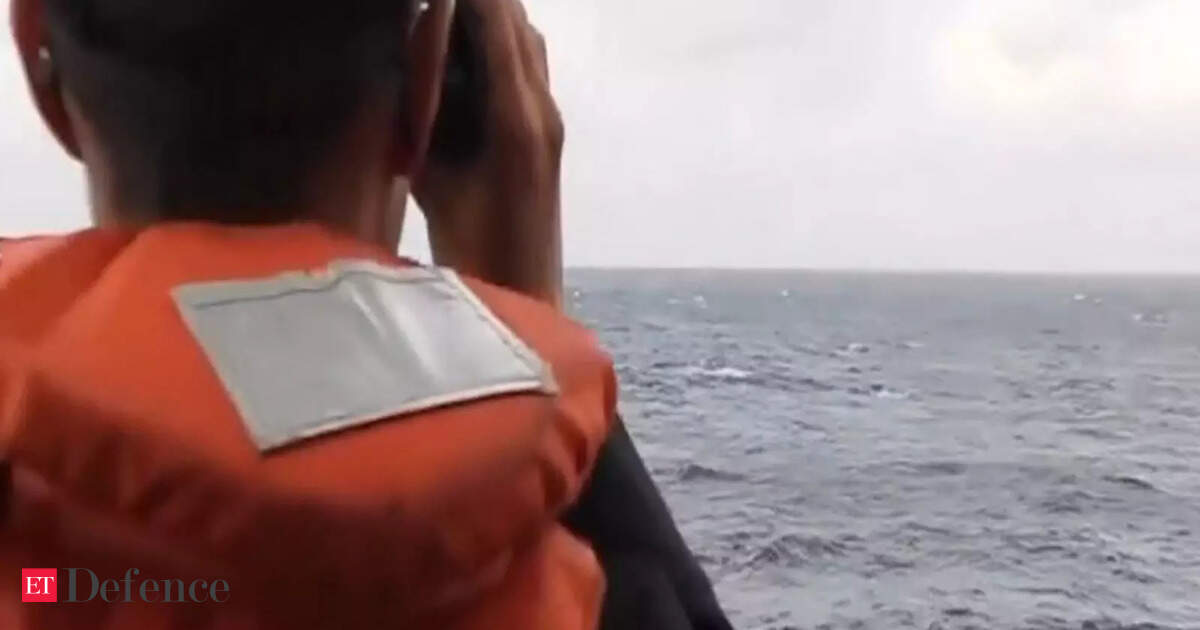 U.S. warns China to pull back as Taiwan tensions rise