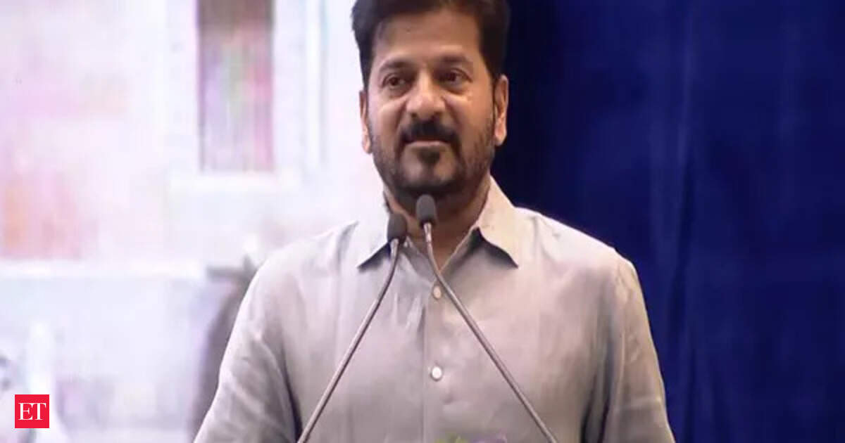 KCR, Harish Rao ‘deserve hanging’ for river water ‘injustice’: Telangana CM Reddy