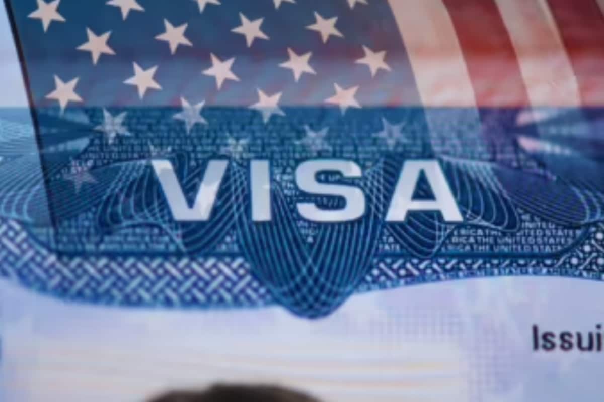 US Hikes Premium Processing Fees For H-1B Visa, Other Categories | Check New Rates