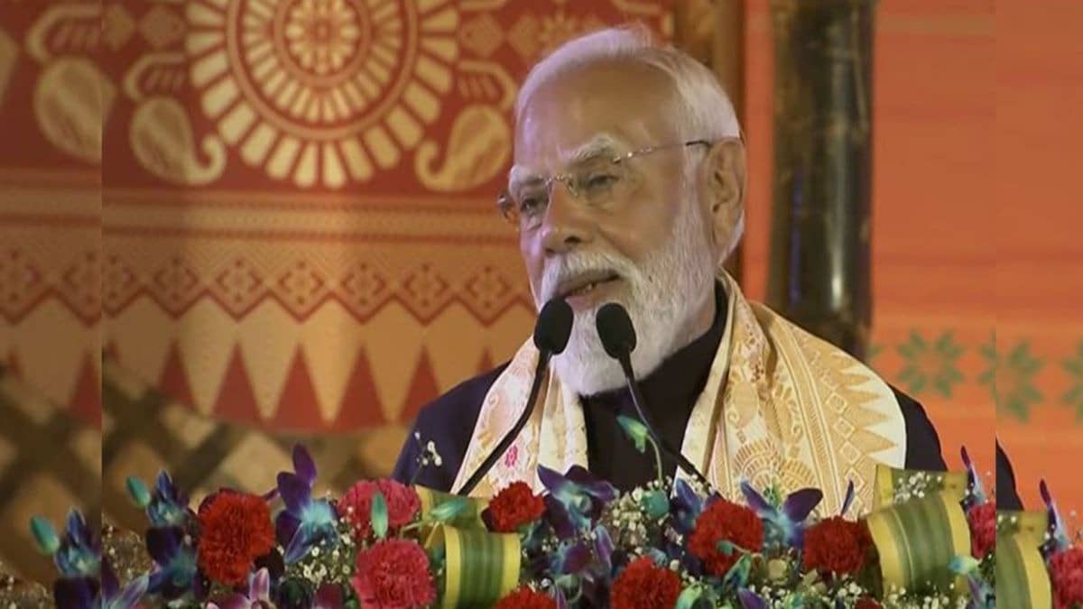 PM Modi Lays Foundation of Kaziranga Elevated Corridor, Flags Off Two Amrit Bharat Trains in Nagaon