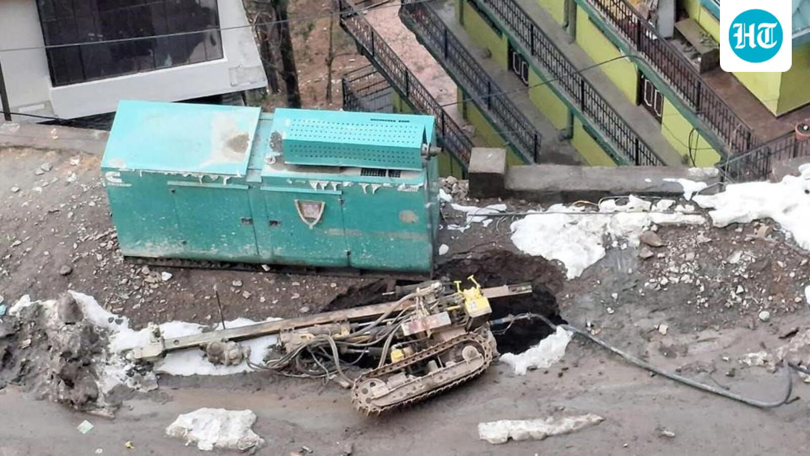 Major cave-in on Shimla bypass halts traffic; NHAI blames rain, locals allege negligence