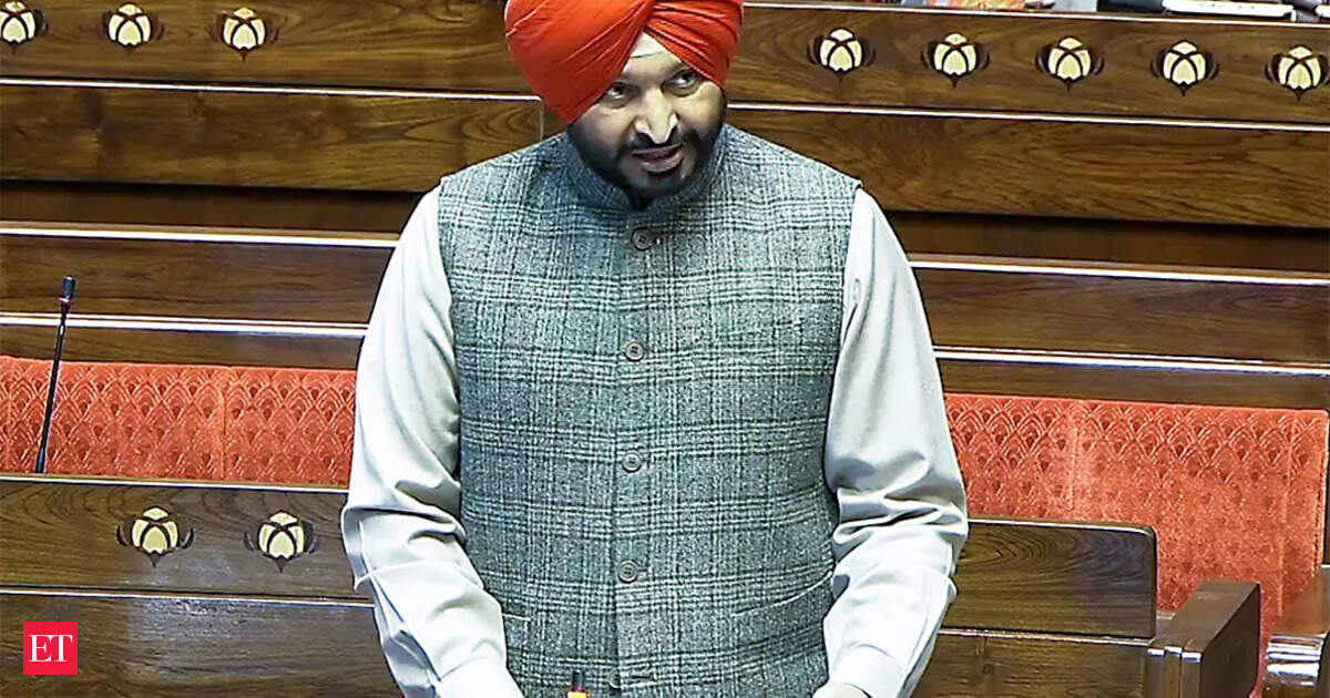 Rahul Gandhi was coming towards me after losing his temper: Ravneet Singh Bittu on face-off with Congress leader
