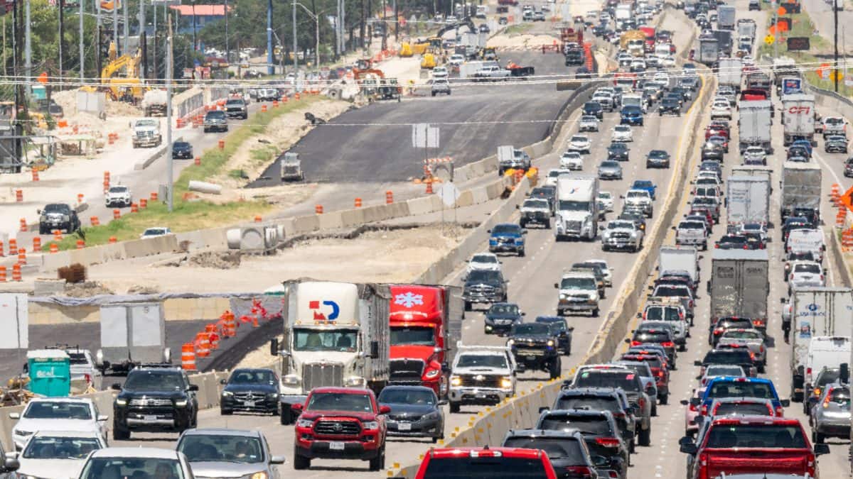 Trump moves to scrap key climate ruling in sweeping environmental deregulation push