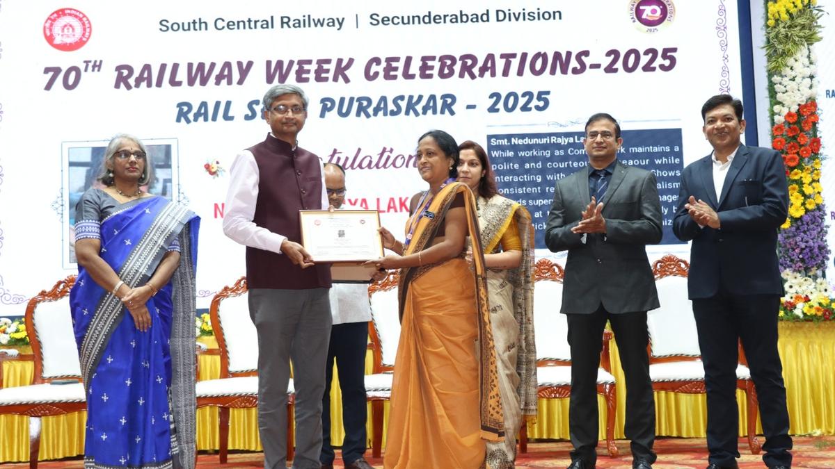 Rail Seva Puraskar for 52 SCR Secunderabad division staff