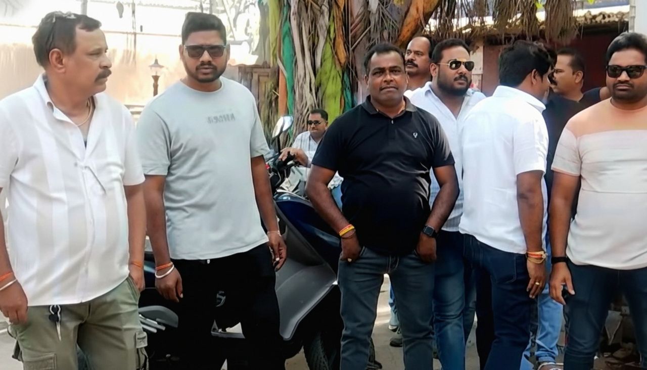 Contractors, Odisha govt officials clash over bills, contract allocation