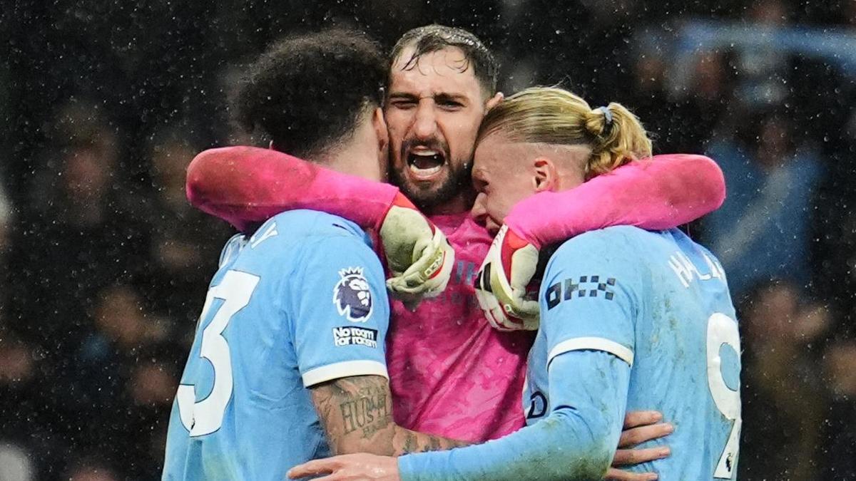 Premier League: Manchester City keeps pressure on leader Arsenal with win over Newcastle