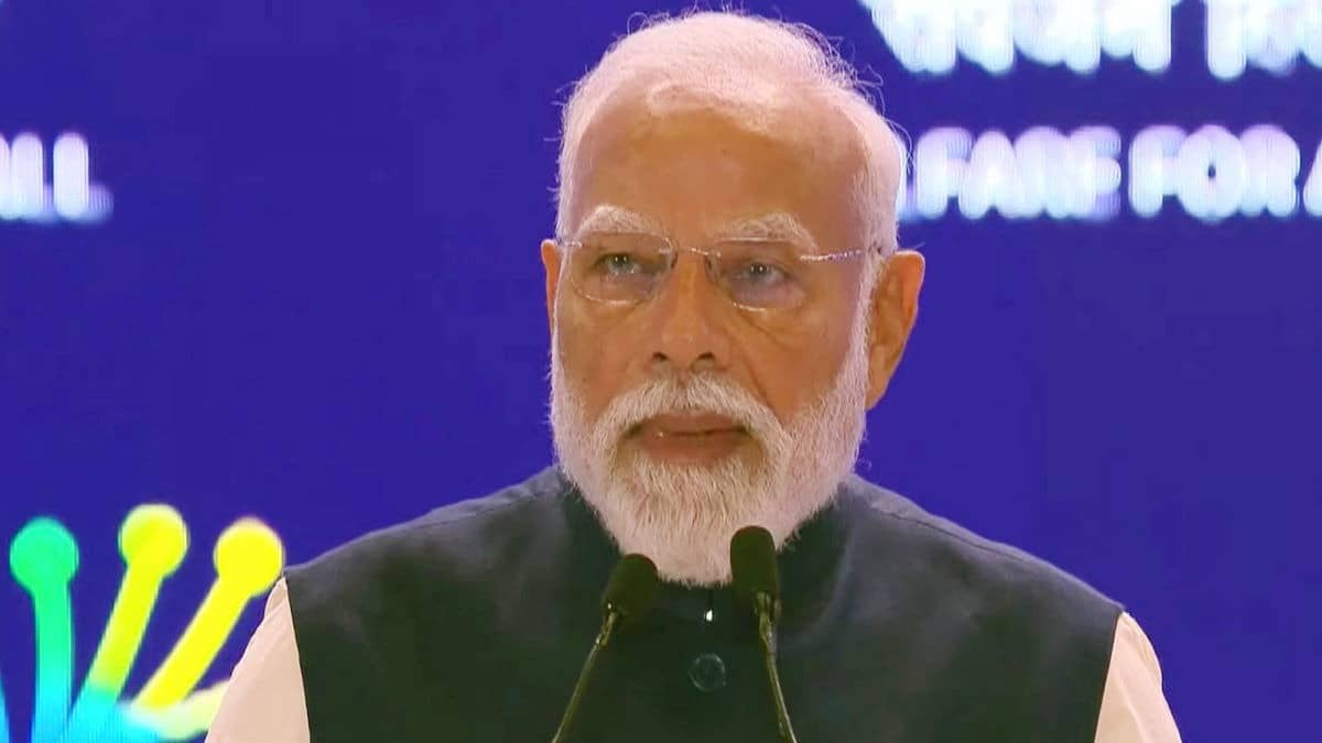 ‘Your Worth Isn’t Determined by Your Mark Sheet’: PM Modi Motivates Students Amid Exams in Mann Ki Baat