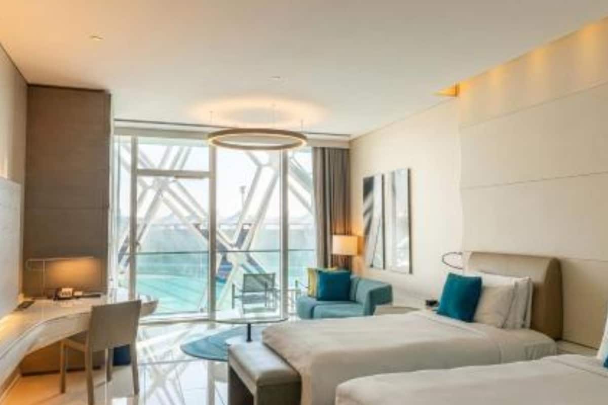 Abu Dhabi Orders Free Hotel Extensions For Guests Stuck Amid Conflict, Netizens Hail Move