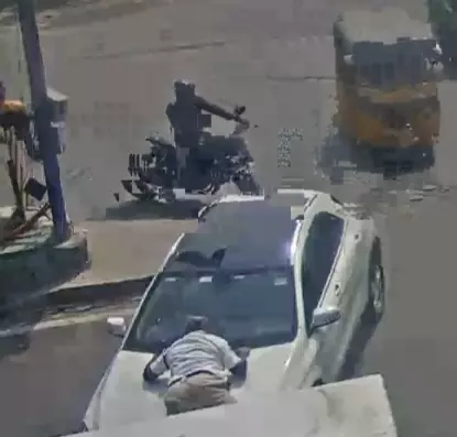 Drunk Driver Drags Cop On Bonnet