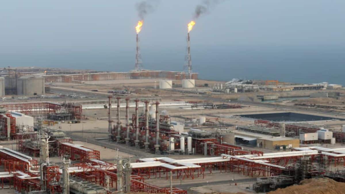 Iran threatens Gulf energy targets after gas field strike; US denies role