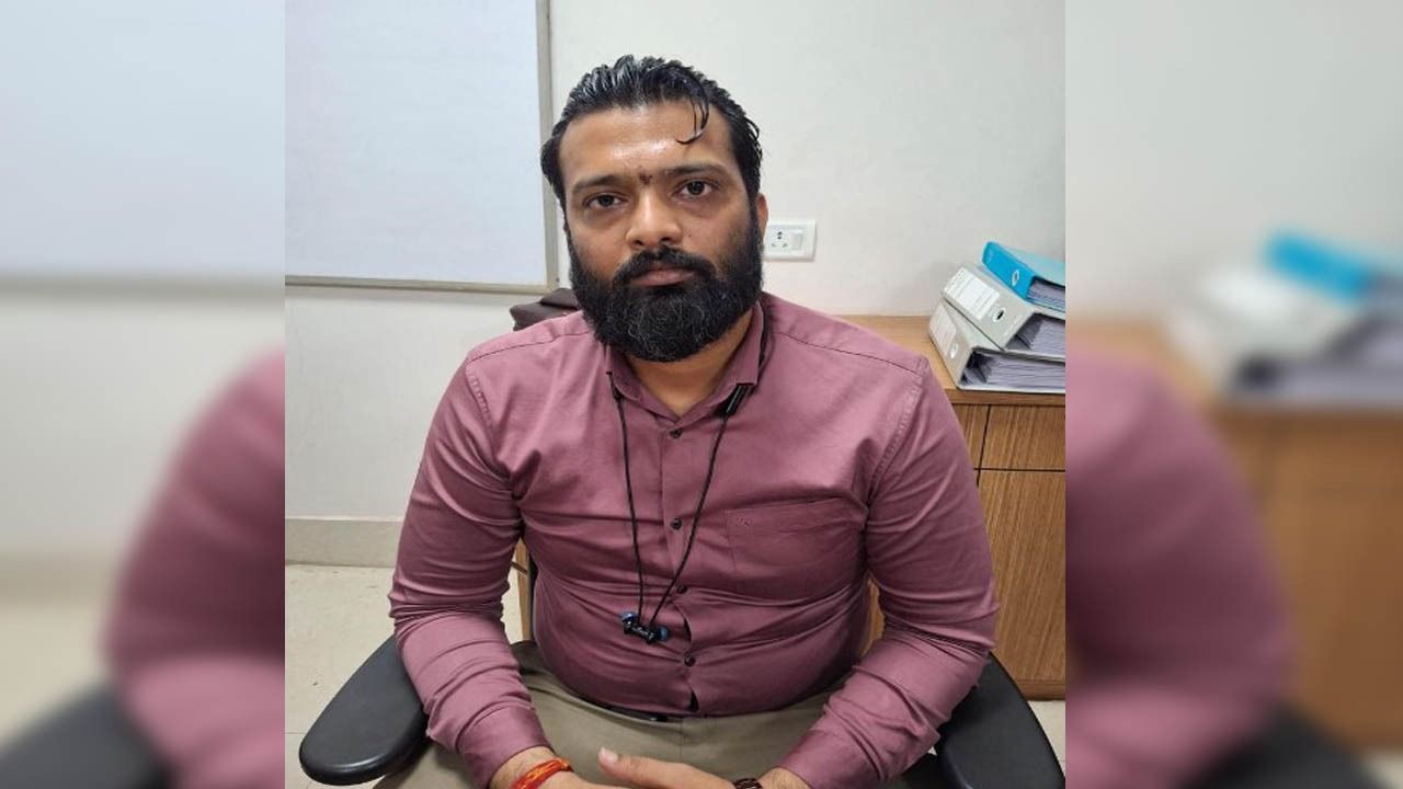 Odisha Vigilance apprehends OREDA assistant director while accepting Rs 10,000 bribe