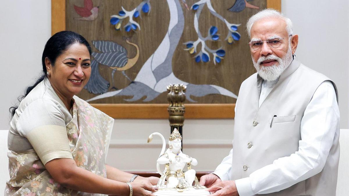 CM Gupta meets PM, discusses Delhi’s development