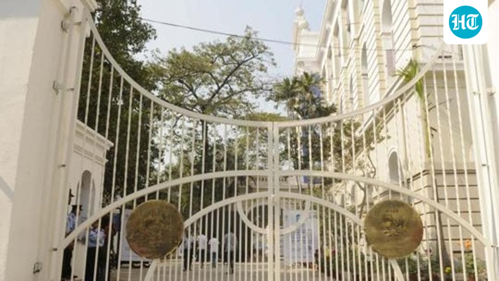 CU asks affiliated colleges to continue classes despite CAPF deployment ahead of Bengal polls