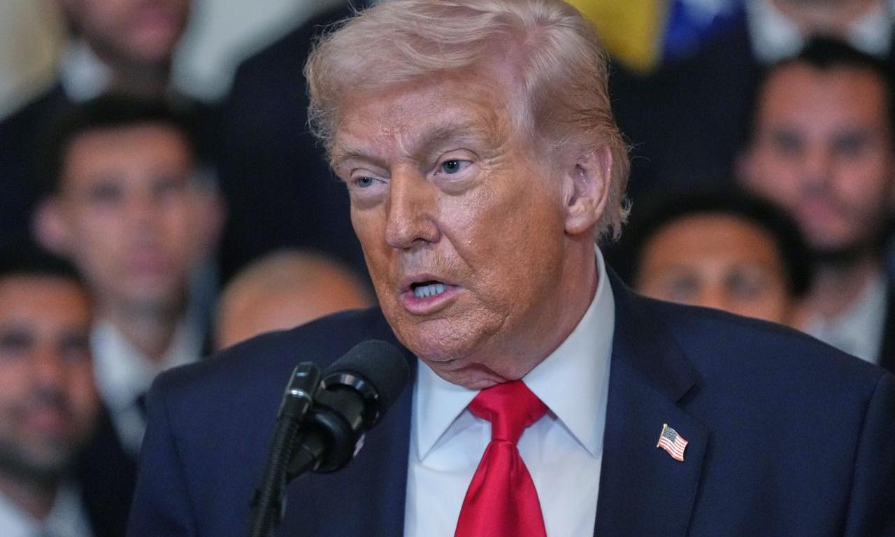 Trump Delays Strait of Hormuz Deadline as Wall Street has Biggest Loss of War