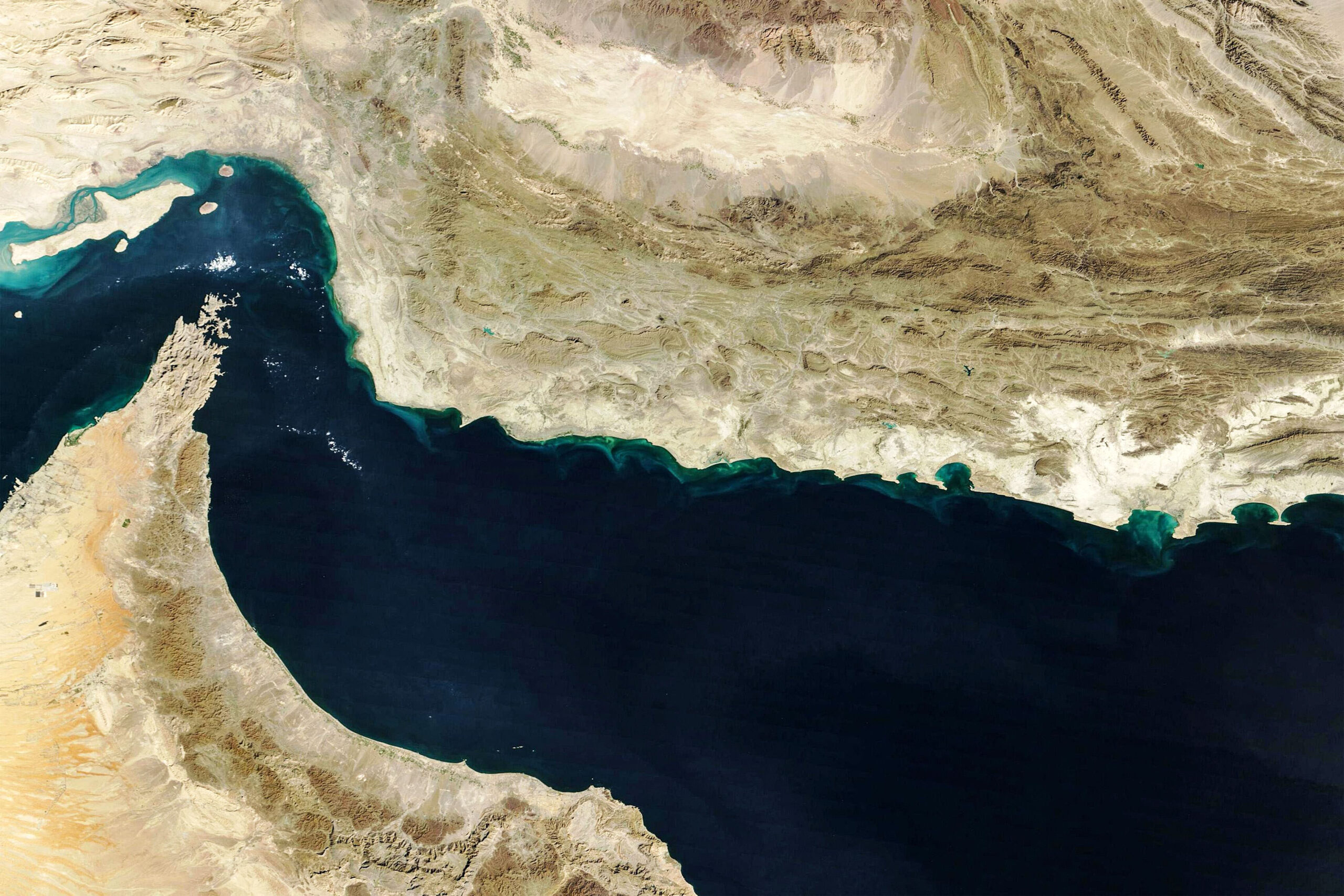 Iran’s Parliament Approves Tolls on Strait of Hormuz
