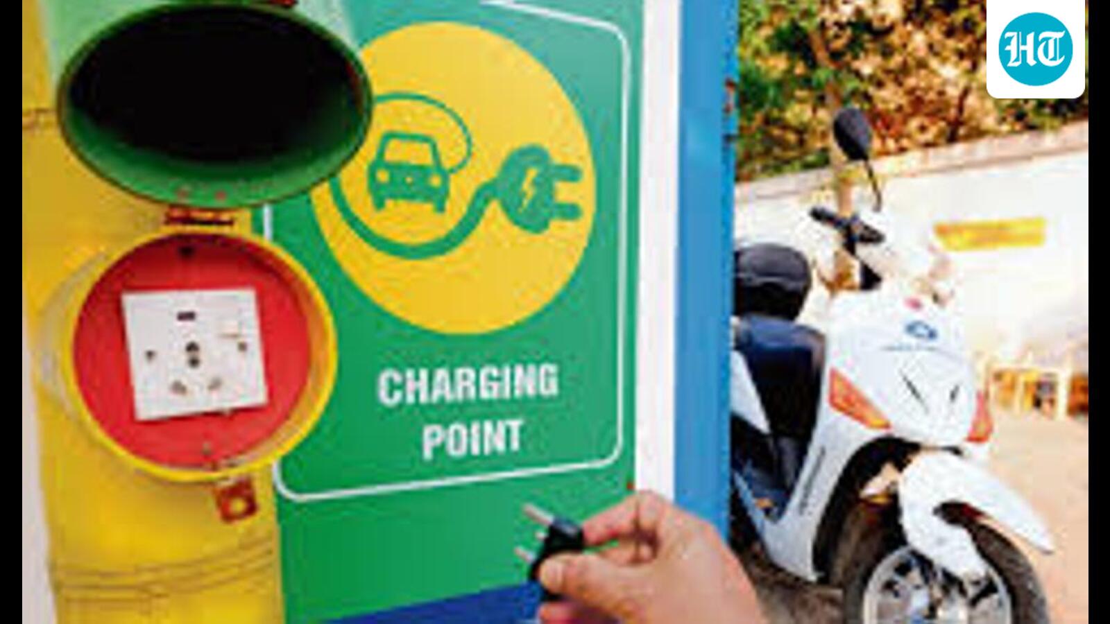 UP govt clears ₹50 cr for EV charging of UPSRTC buses in 19 districts