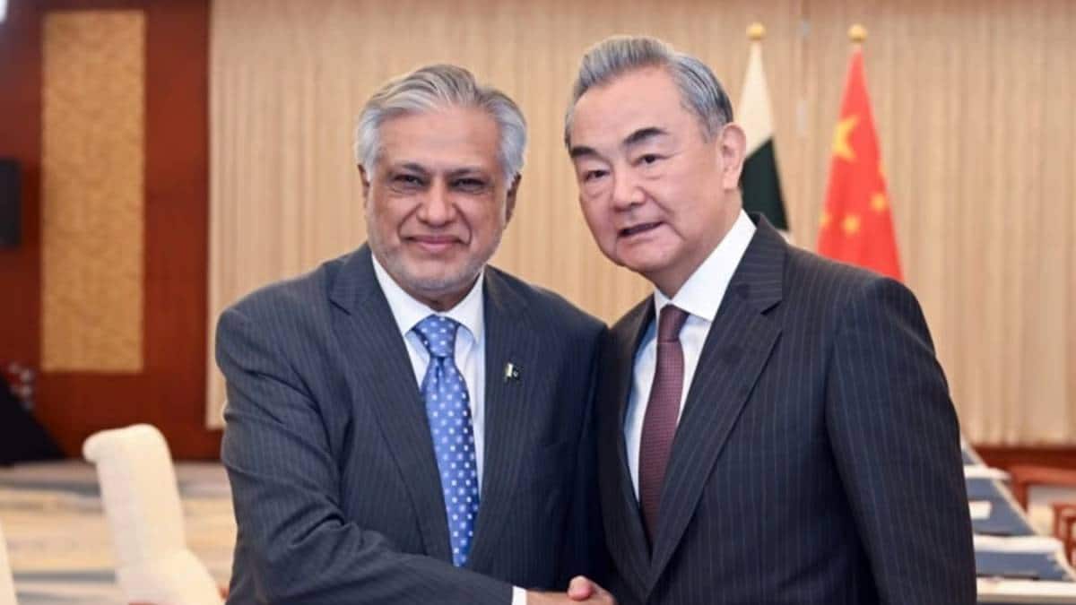 China and Pakistan push for early Hormuz access, unveil Middle East peace plan