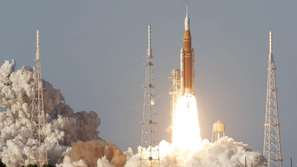 Nasa’s Artemis II rocket successfully lifts off for historic bid to land astronauts on Moon after 54 years