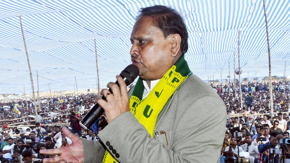 Humayun Kabir’s helicopter ride makes waves as queries emerge over its funding