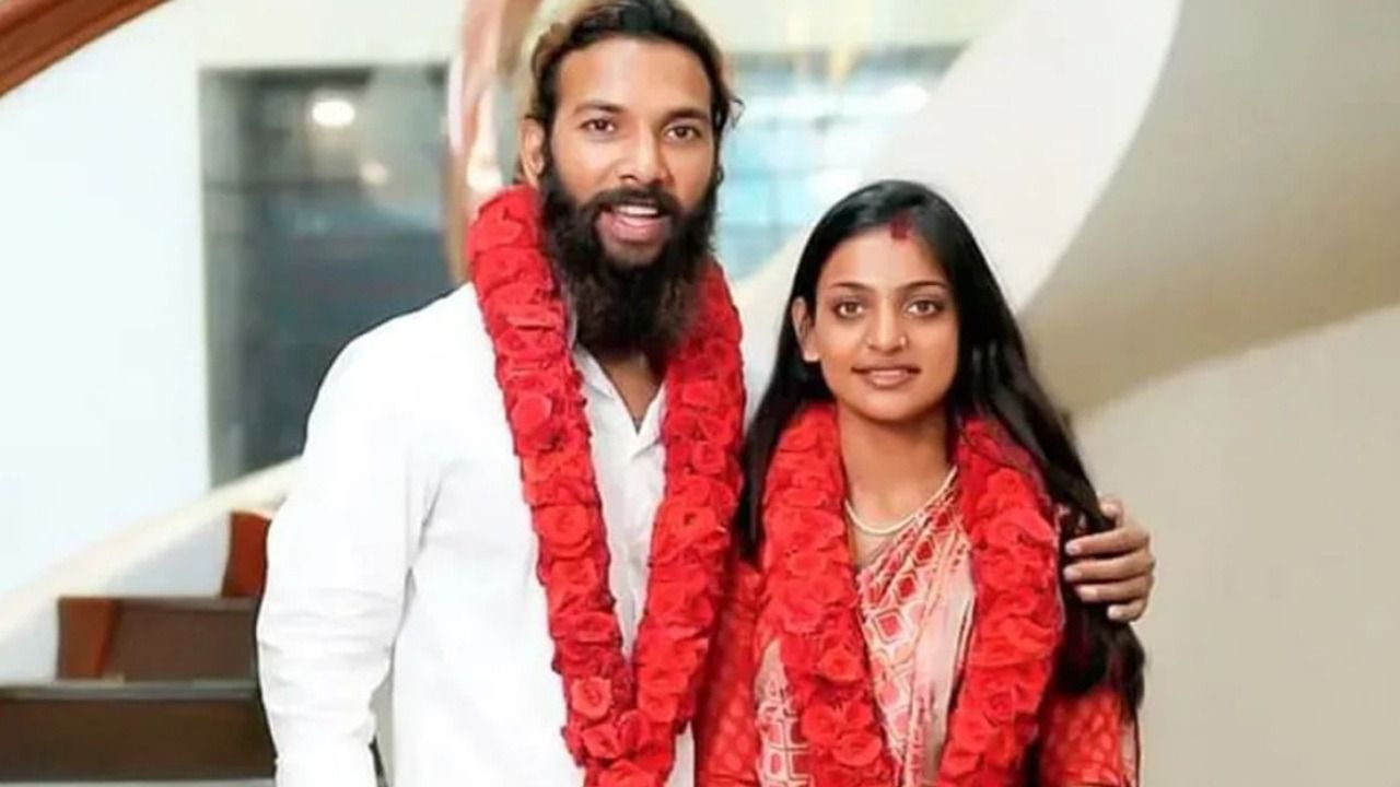 Maha Kumbh Mela ‘Viral Girl’ Monalisa case: NCST probe reveals minor status, FIR filed amid interfaith marriage controversy