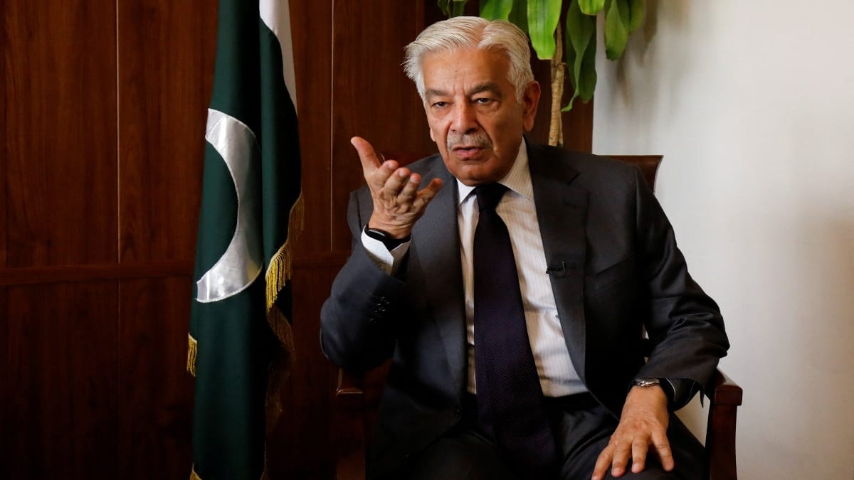 Pakistan’s Khawaja Asif calls Israel ‘cancerous’ & wants Jews to ‘burn in hell’, deletes X post after outrage