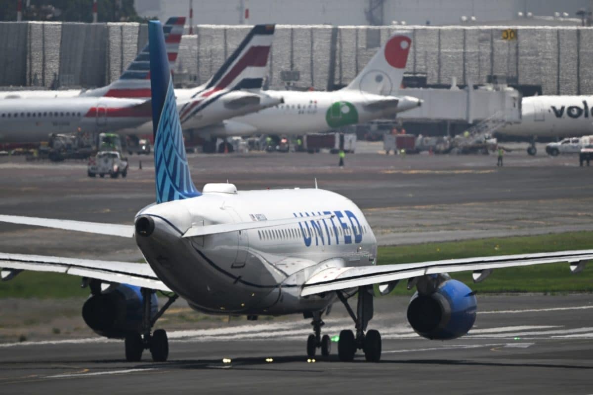 US Flight Bound For New York Forced To Divert After Pilot Reports Bomb Threat
