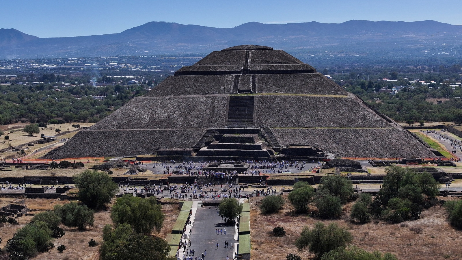 Canadian Woman Killed, Several Injured In Shooting At Mexico’s Teotihuacan Pyramids