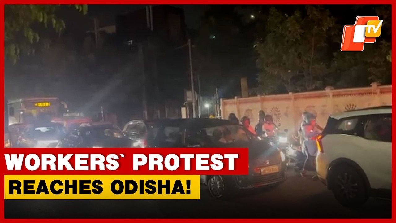 Wage Protest Chokes Kalinga Hospital–Sainik School Road In Bhubaneswar | OTV