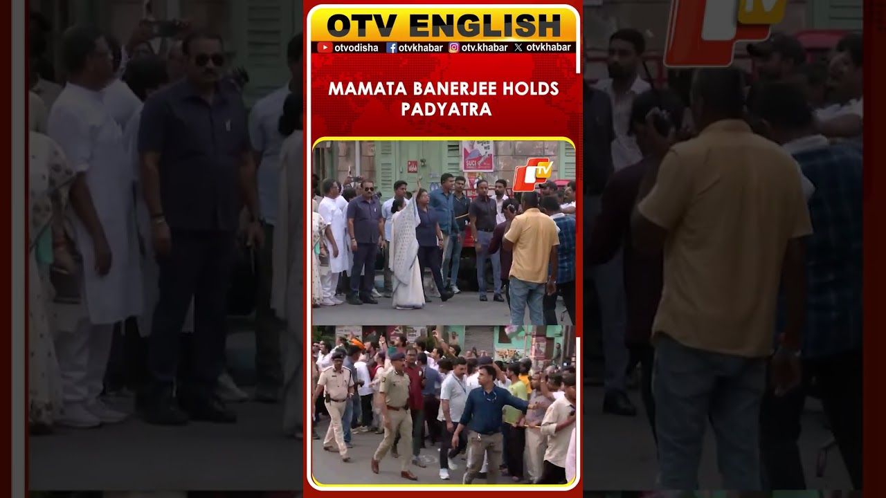 Mamata Banerjee, TMC Candidate, Holds Padyatra In Kolkata