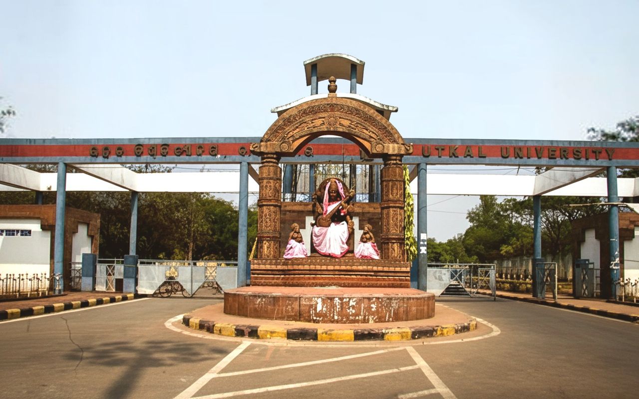 Brown sugar worth Rs 20L seized from Utkal University campus in Bhubaneswar, 1 arrested