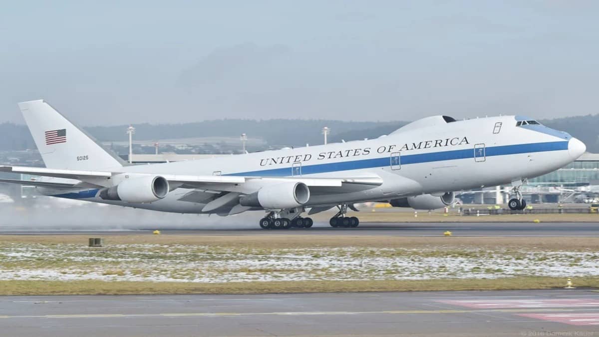 Chinese Student Detained At JFK Over Photos Of US ‘Doomsday Plane’ At Offutt Air Force Base