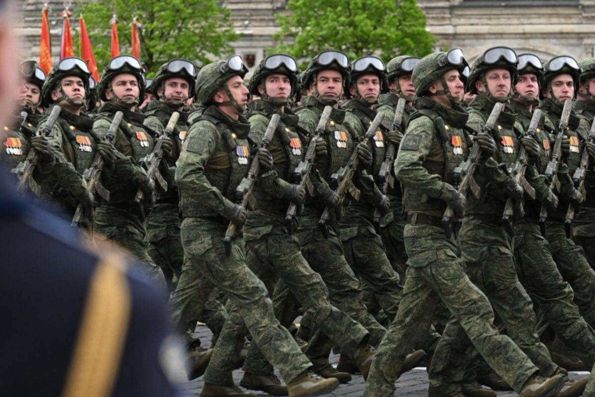 Russia, Ukraine Accuse Each Other Of Violating Ceasefire, Casualties Reported On Both Sides