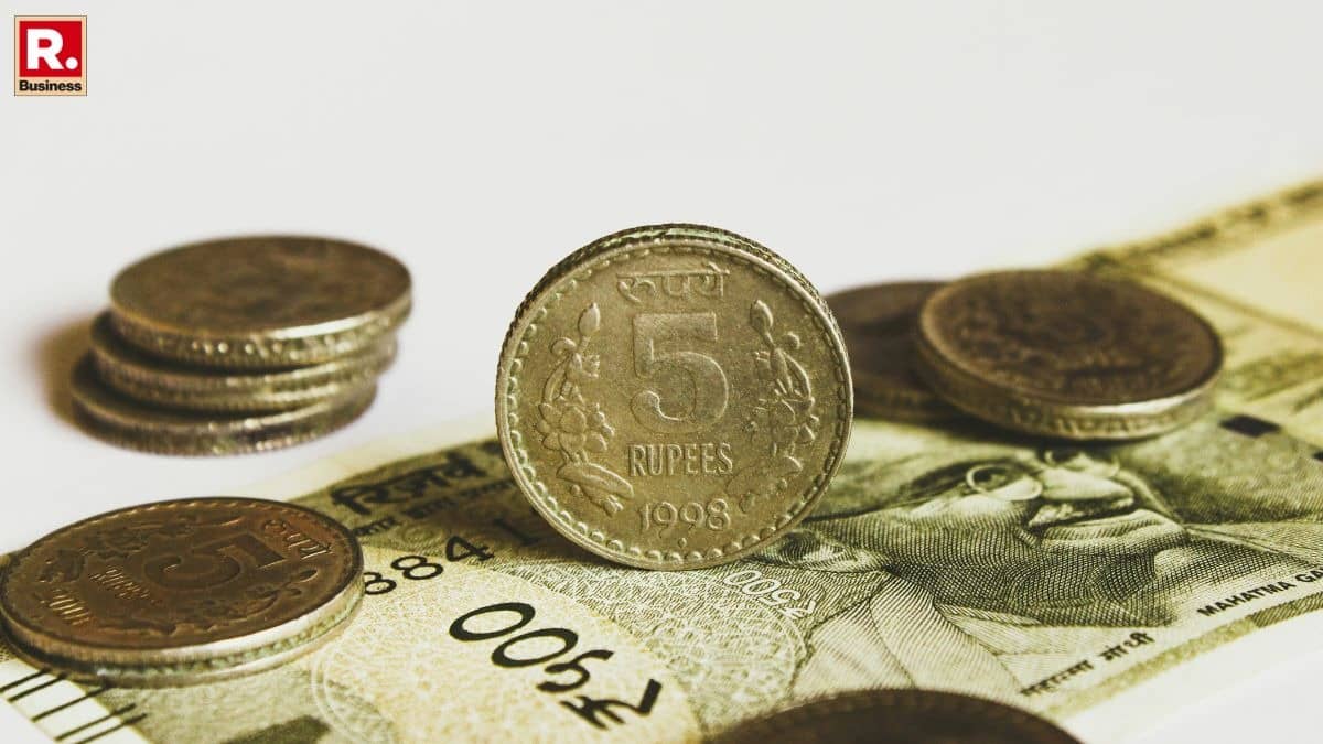 Rupee vs Dollar Today: INR Hits Record Low of 95.32 as Oil Prices Surge | Republic World