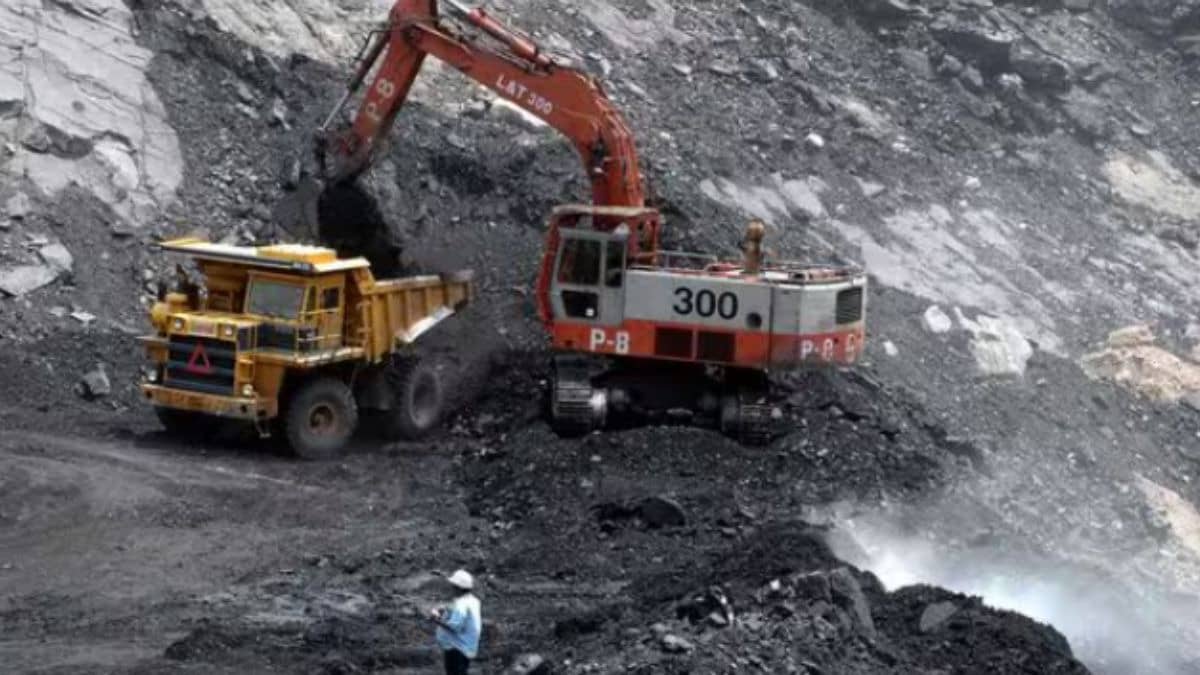 Cabinet Approves Rs 37,500 Crore Coal Gasification Scheme To Cut Import Dependence
