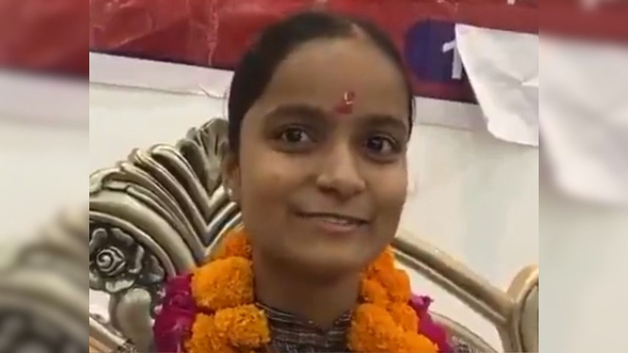 Anamika Chauhan scores 99% in CBSE Class 12 exams, shares her success mantra