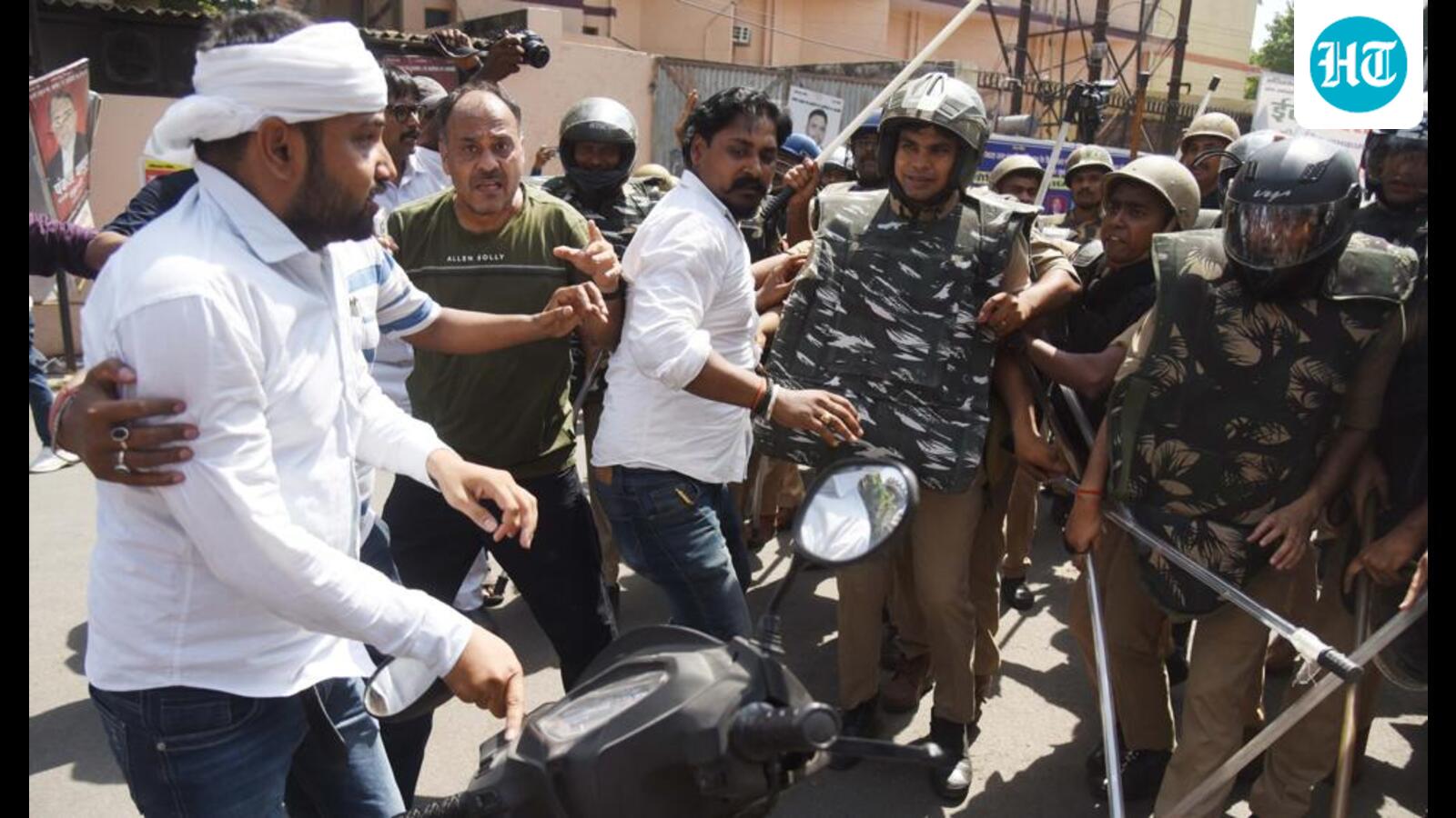 Lathi-charge condemned: Lucknow district court advocates on three-day strike from today